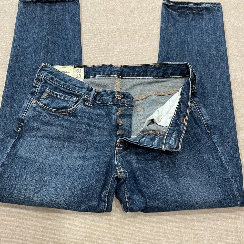 Abercrombie & Fitch Medium Wash Straight Leg Button Fly Denim Blue Jeans 32x30 - Picture 6 of 13